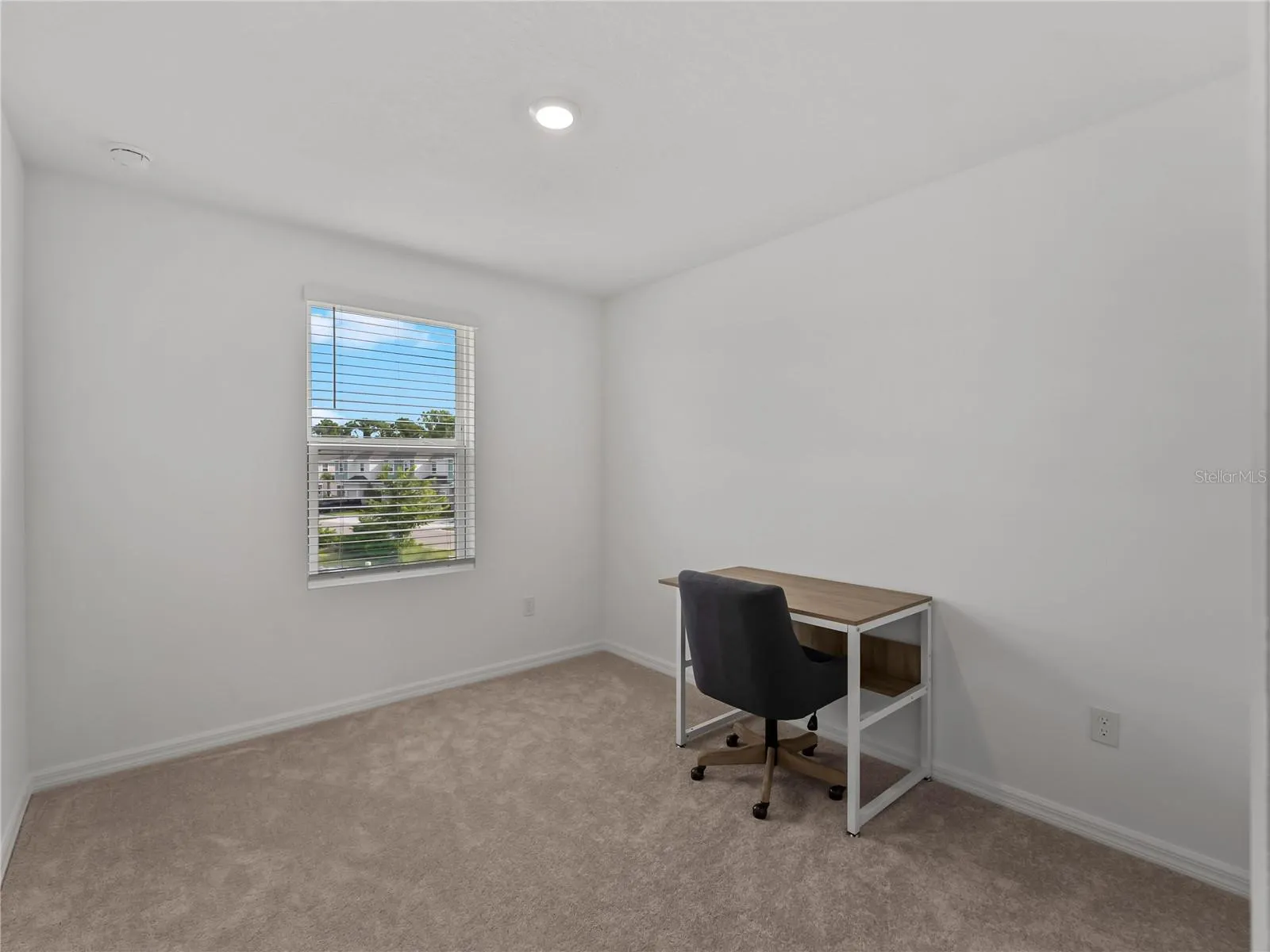 5901 BISCOTTI ST