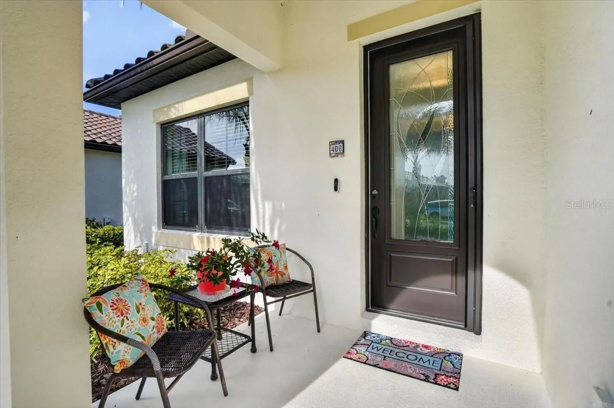 406 ARIANO AVE