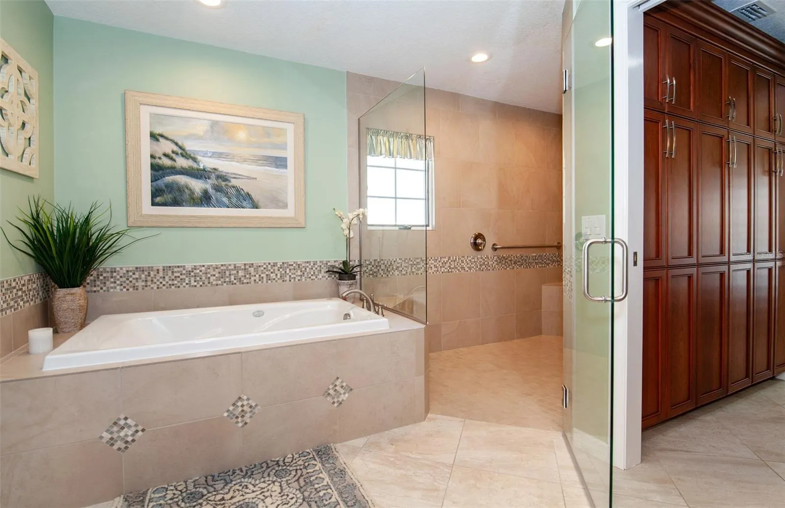 810 CARNOUSTIE DR