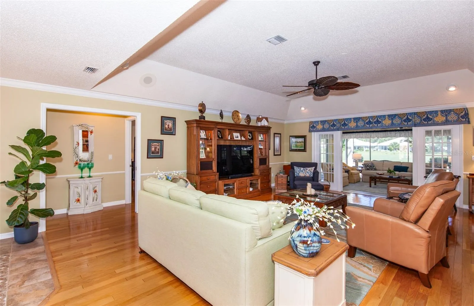 810 CARNOUSTIE DR