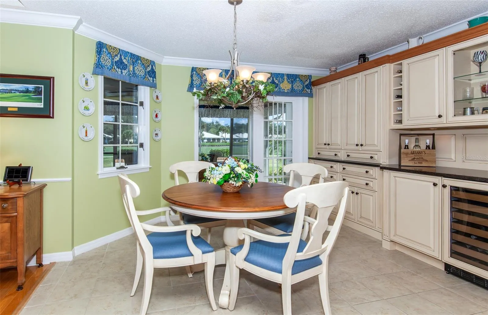 810 CARNOUSTIE DR