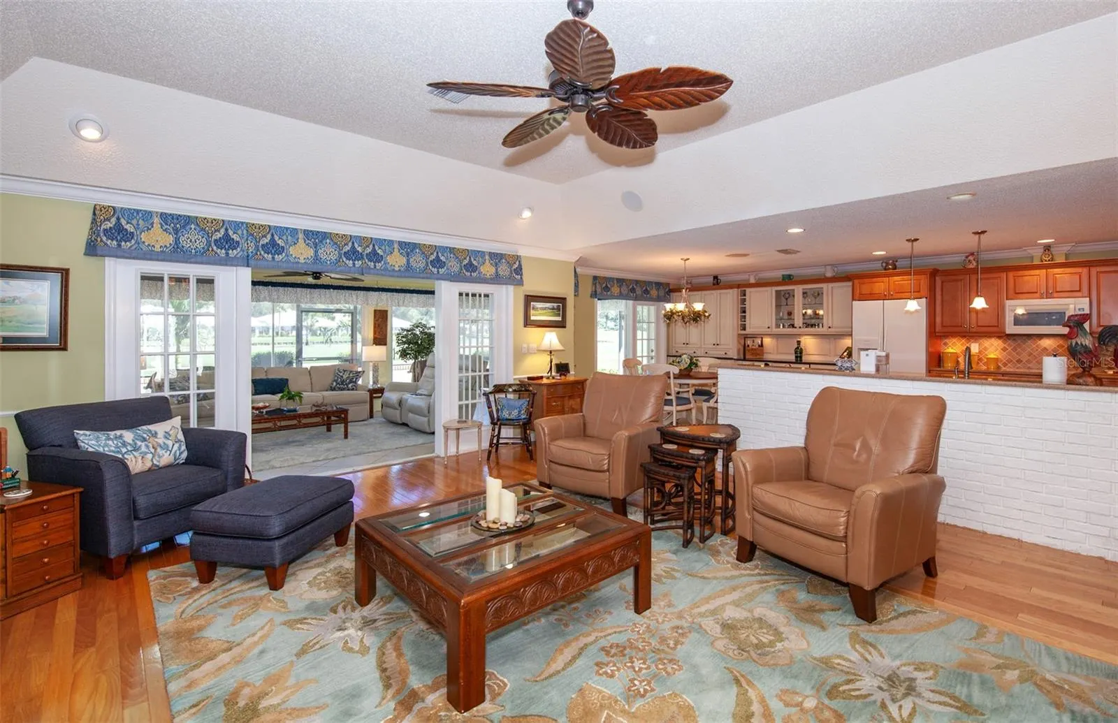 810 CARNOUSTIE DR