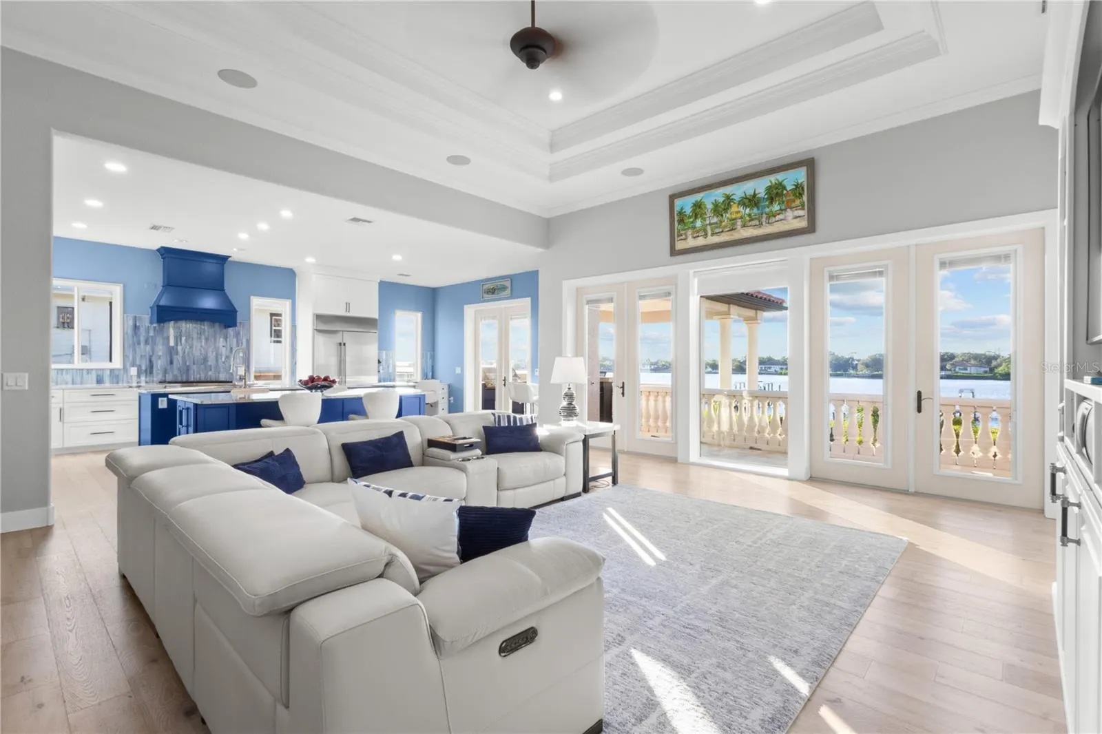 107 SUNSET DR