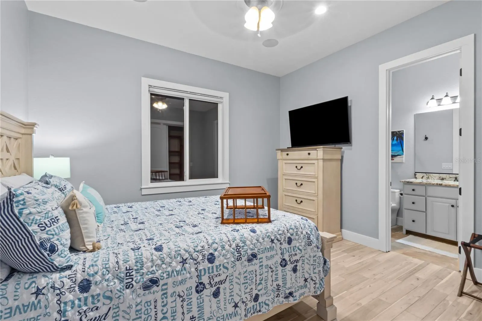 107 SUNSET DR