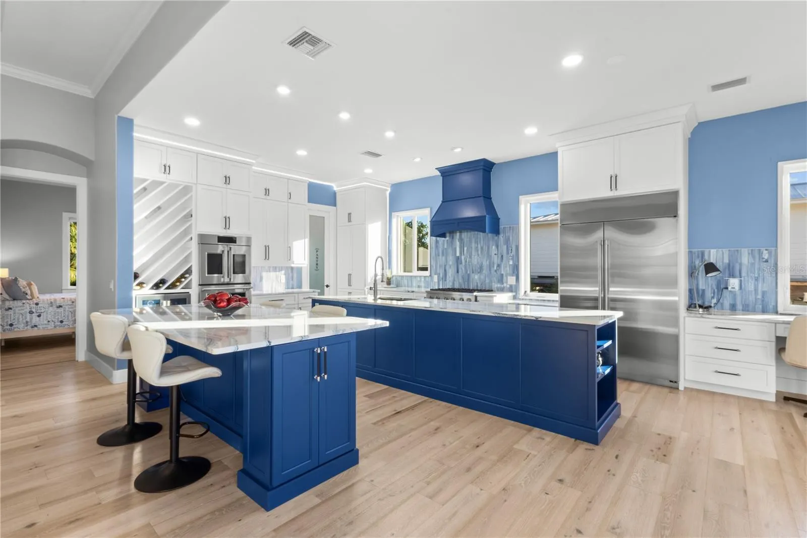 107 SUNSET DR