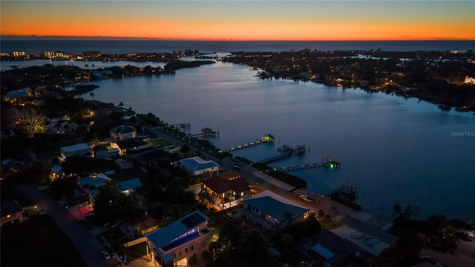 107 SUNSET DR