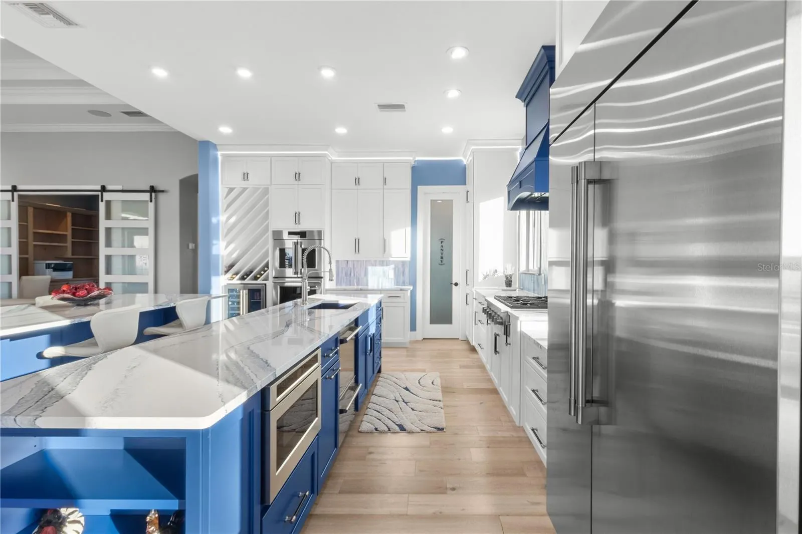 107 SUNSET DR