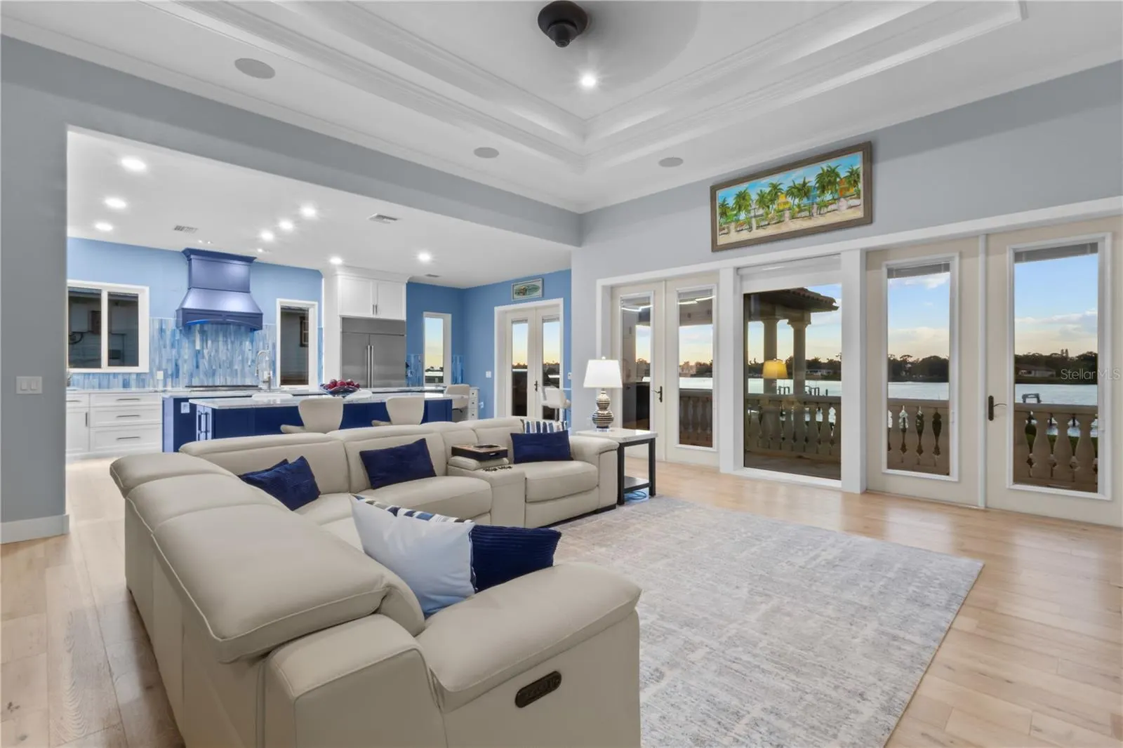 107 SUNSET DR