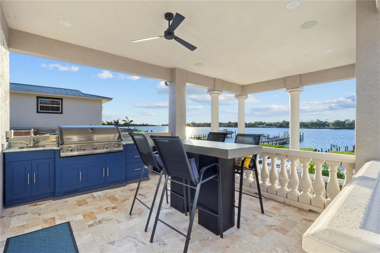 107 SUNSET DR