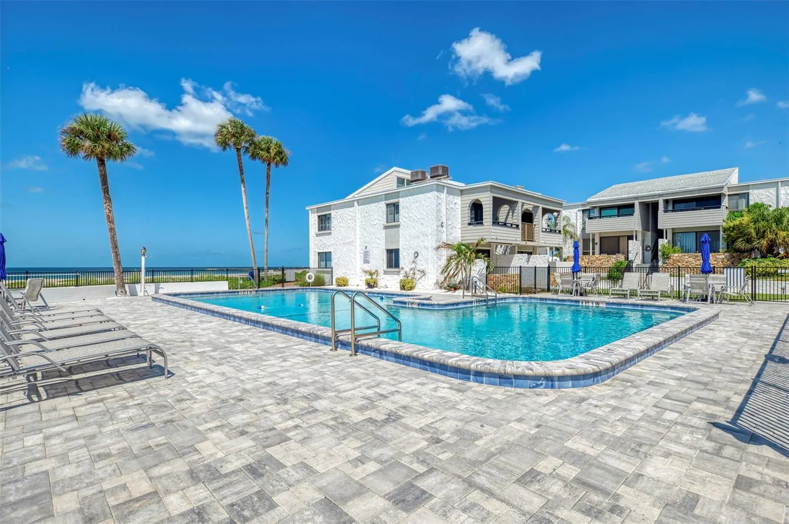 1555 TARPON CENTER DR #I-161 #I-161