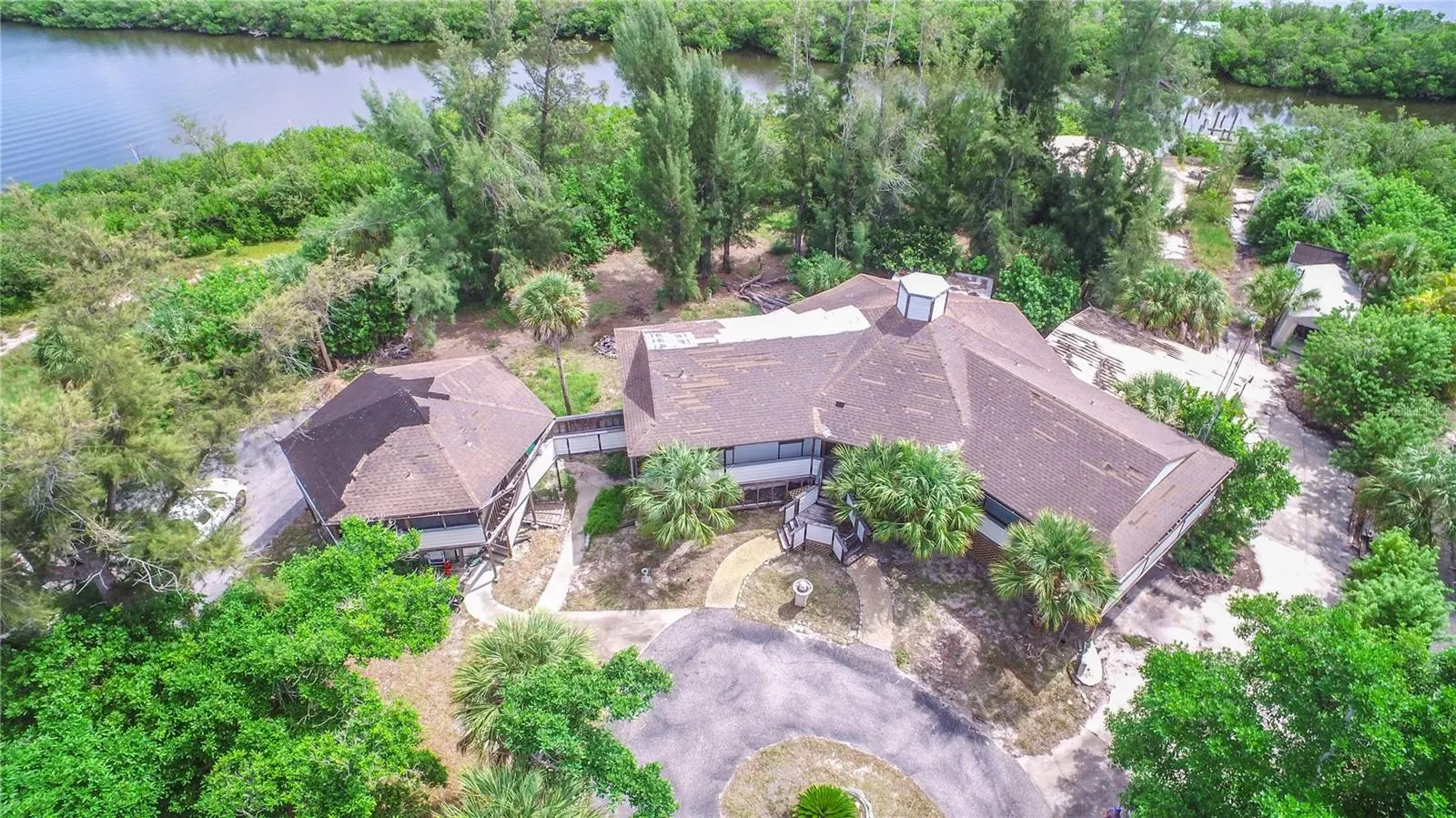 8475 MANASOTA KEY RD