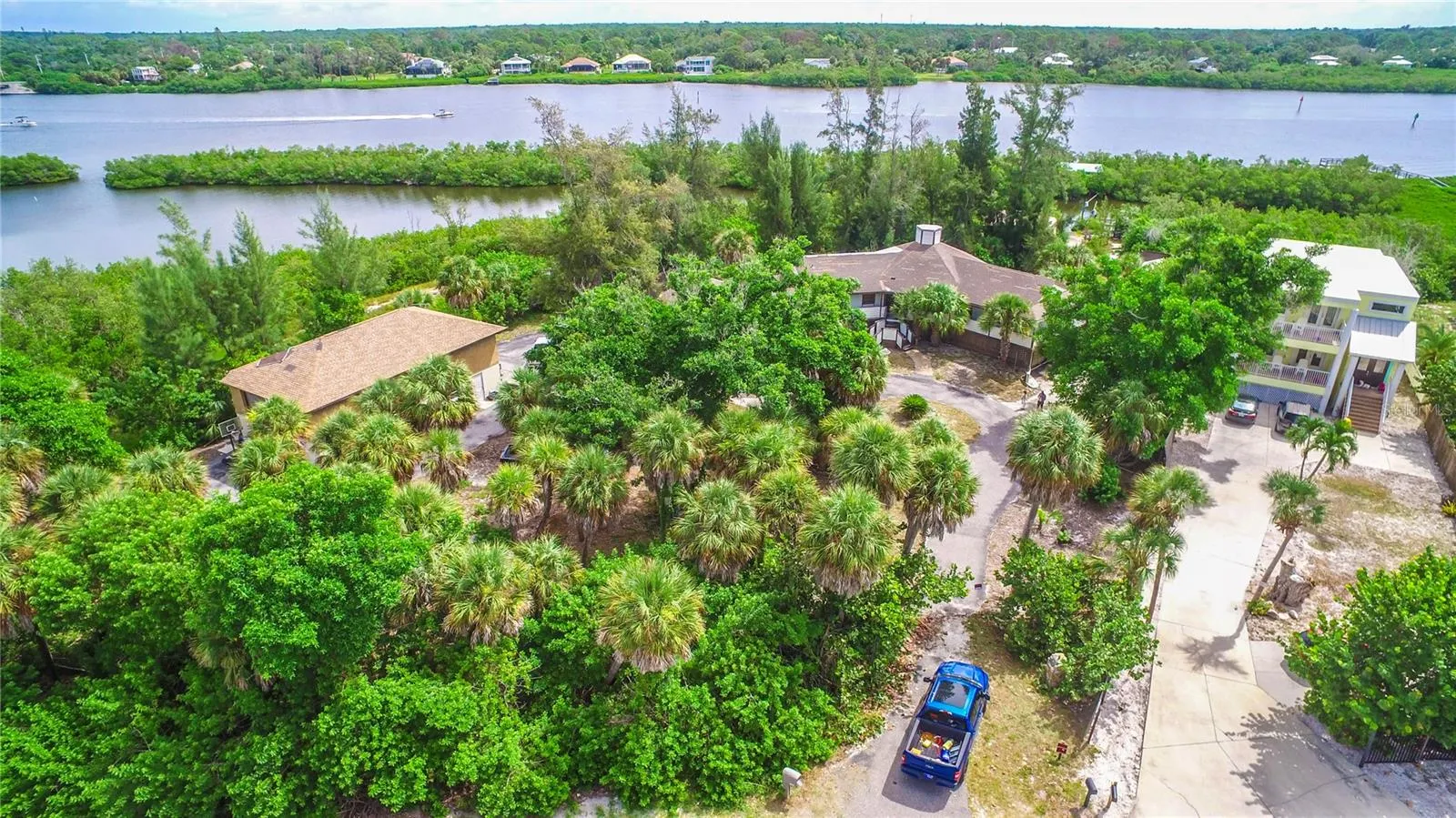 8475 MANASOTA KEY RD