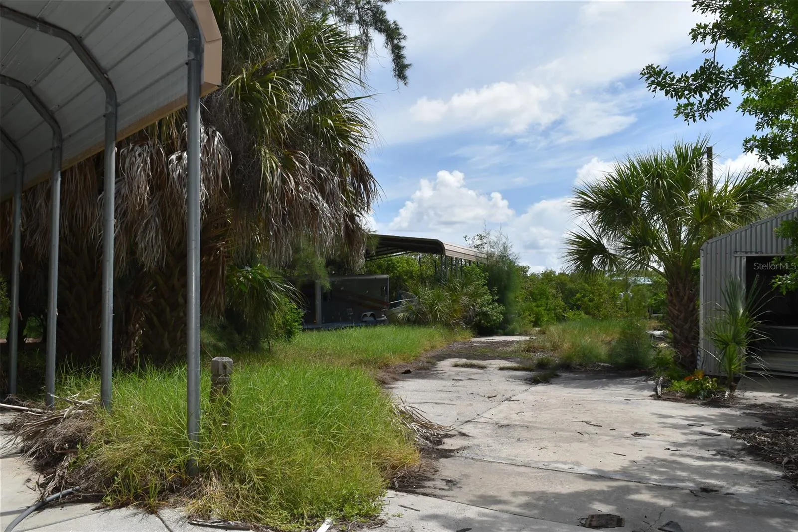 8475 MANASOTA KEY RD