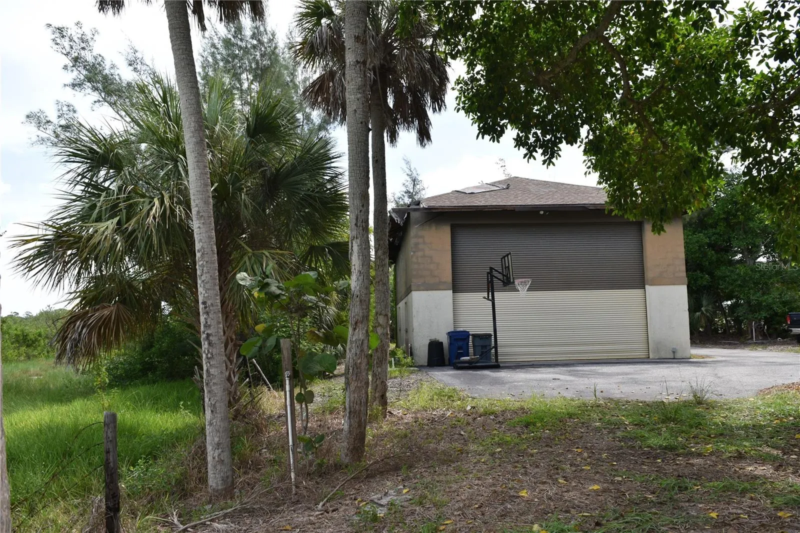 8475 MANASOTA KEY RD