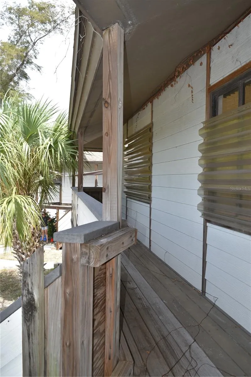 8475 MANASOTA KEY RD