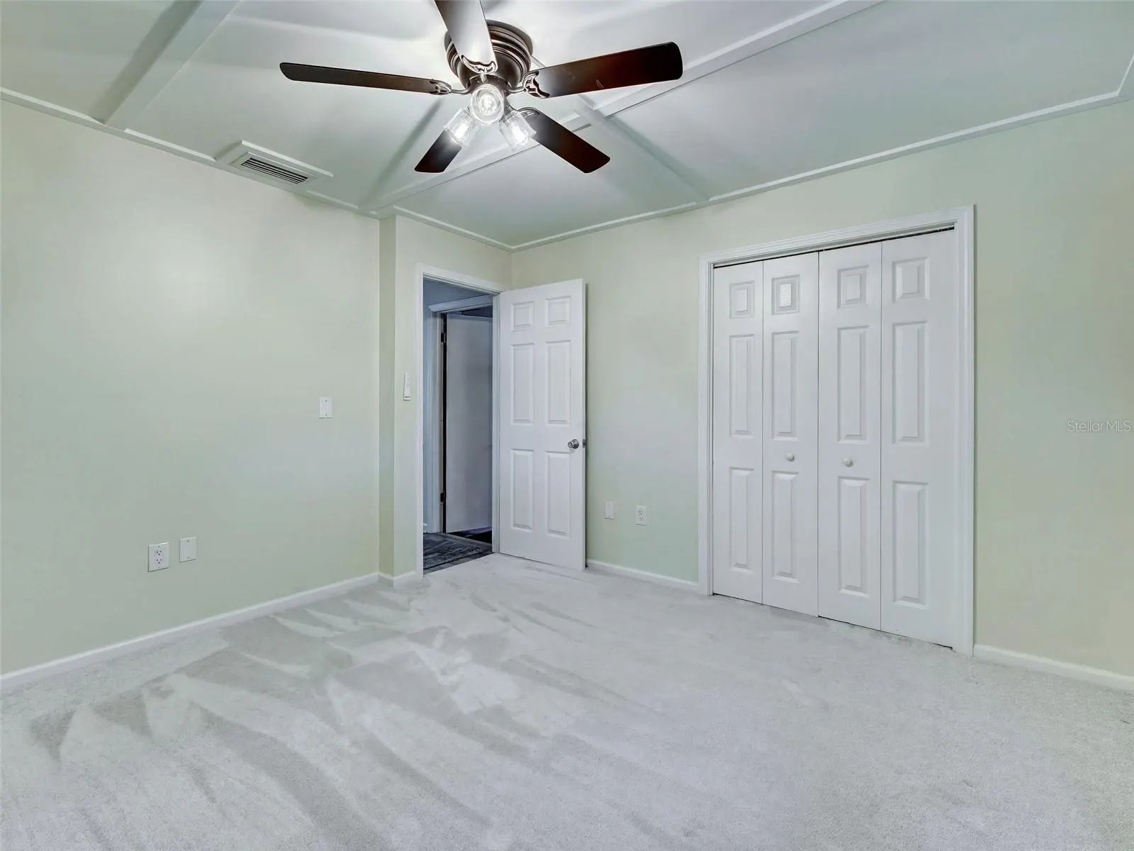 3035 LOBELIA RD