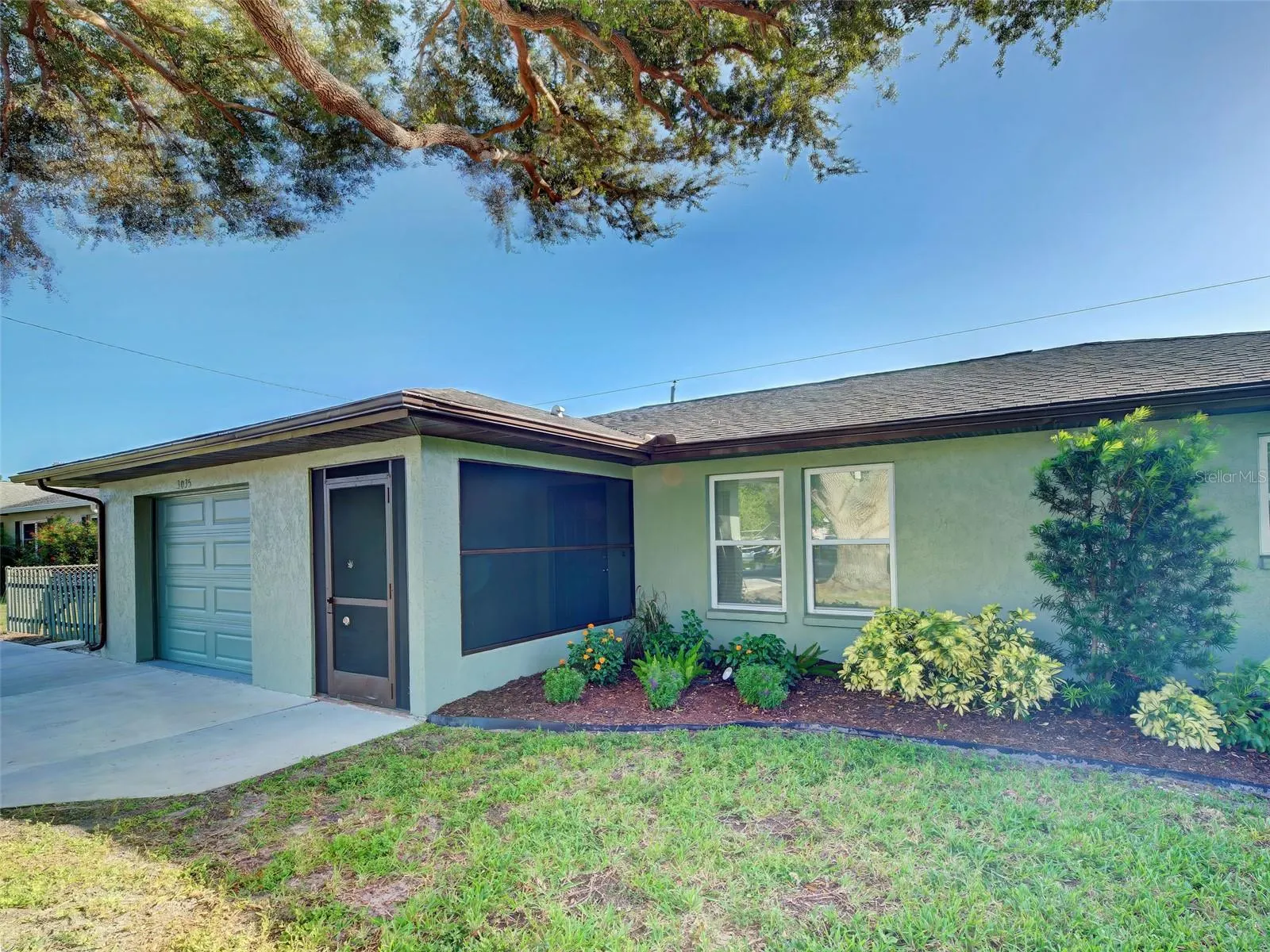 3035 LOBELIA RD