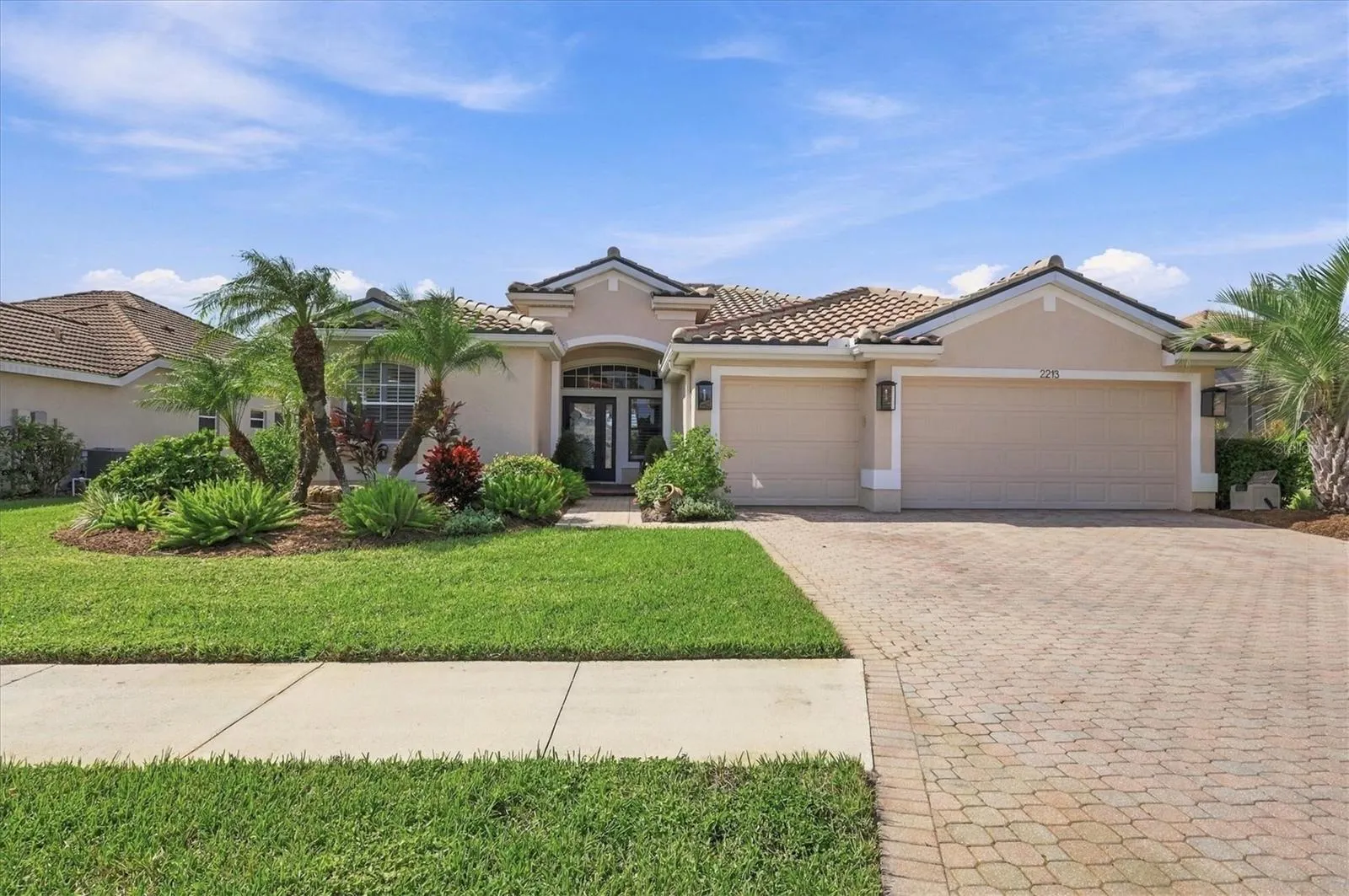 2213 MESIC HAMMOCK WAY