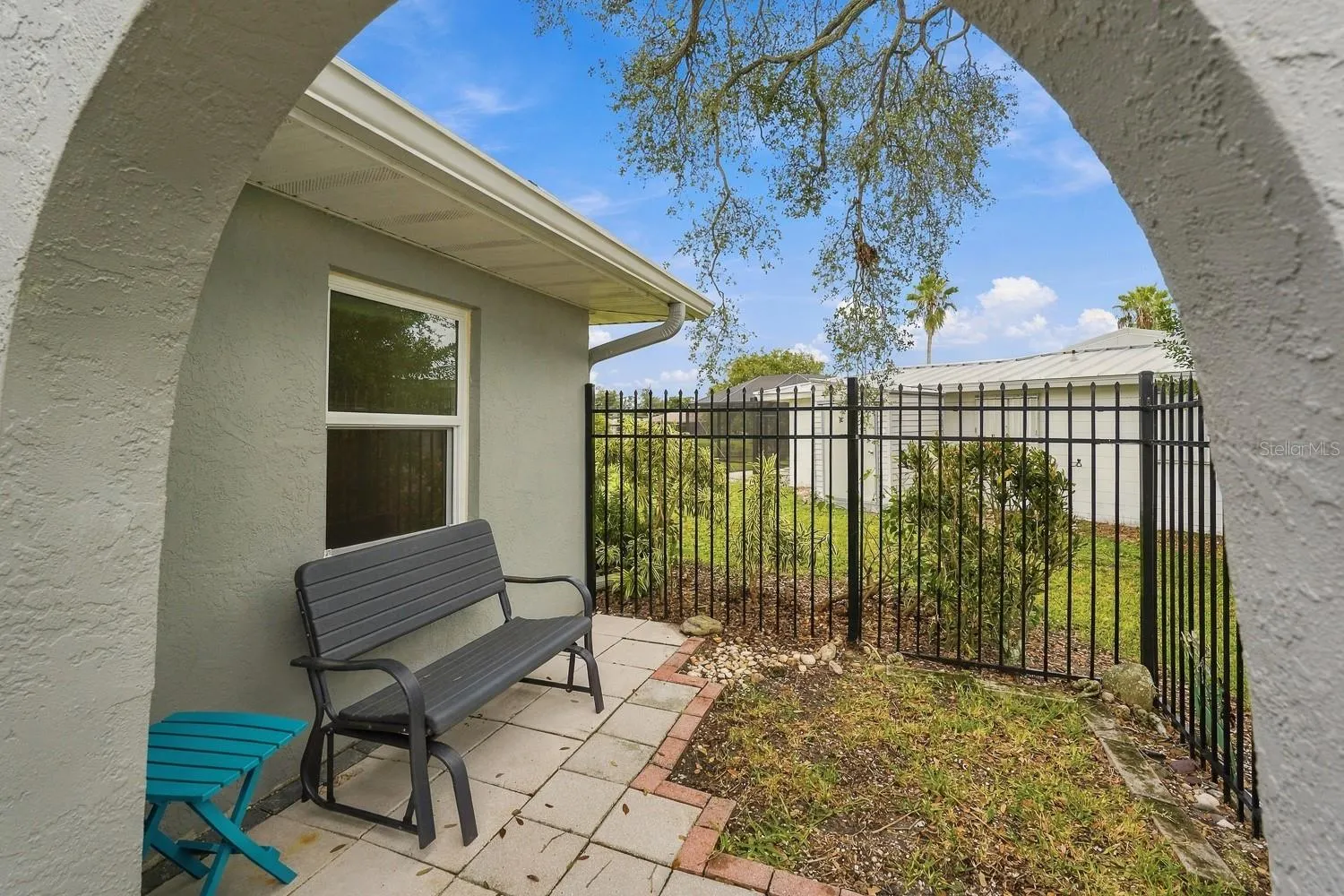 2331 SANDLEWOOD DR