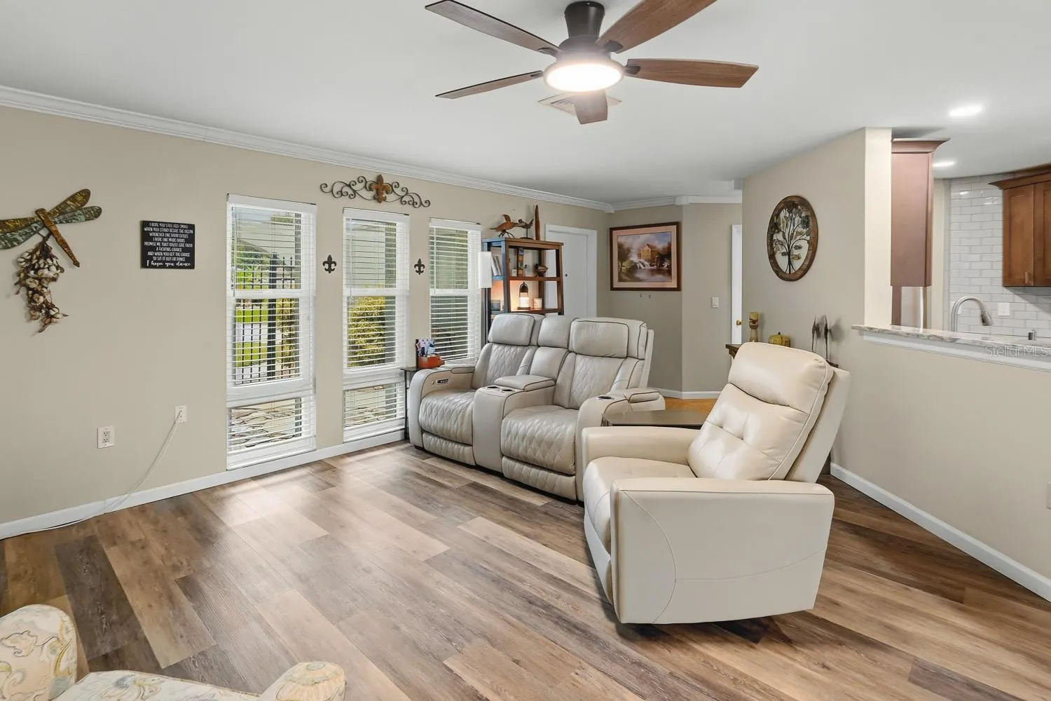 2331 SANDLEWOOD DR