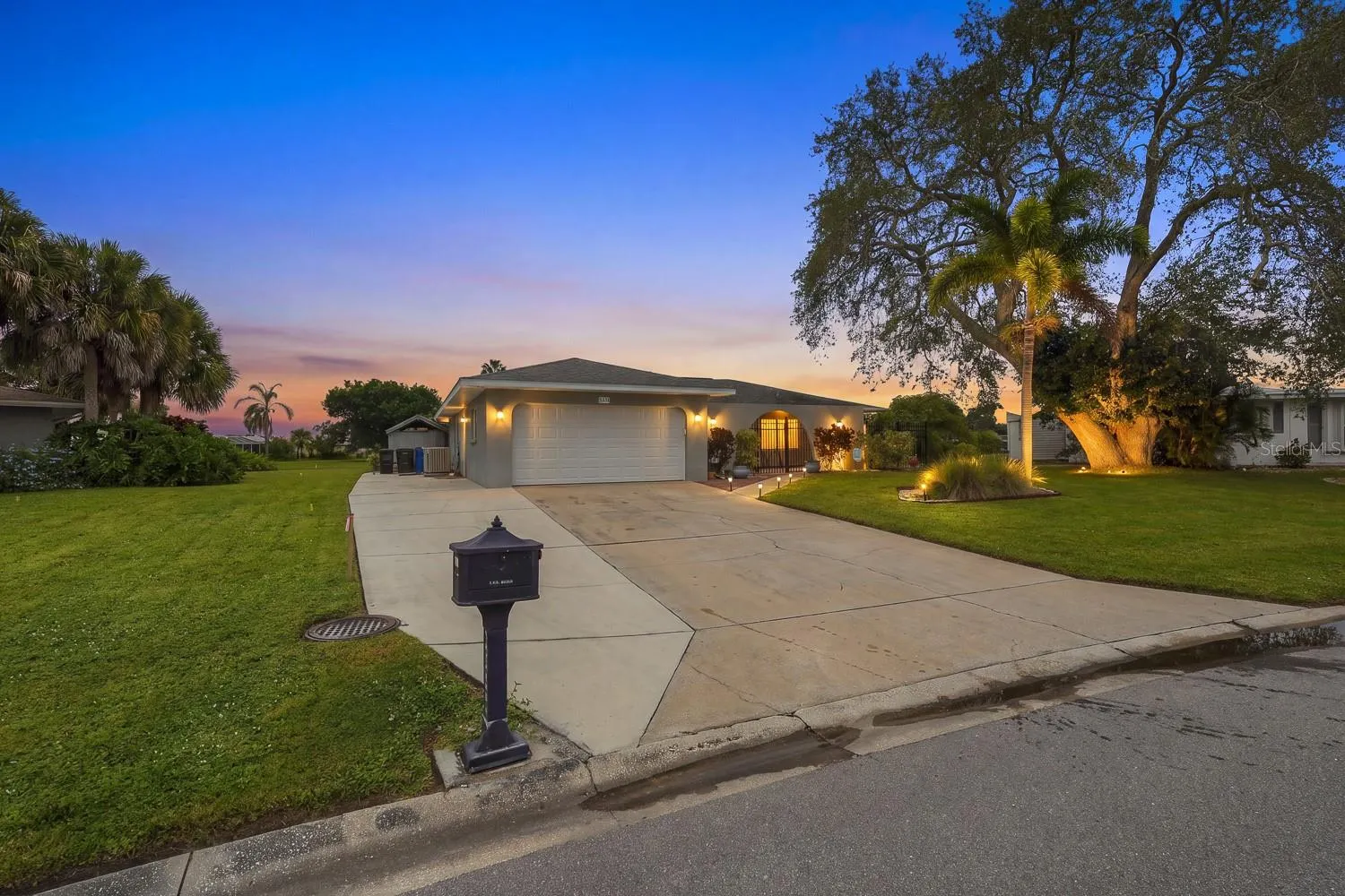 2331 SANDLEWOOD DR