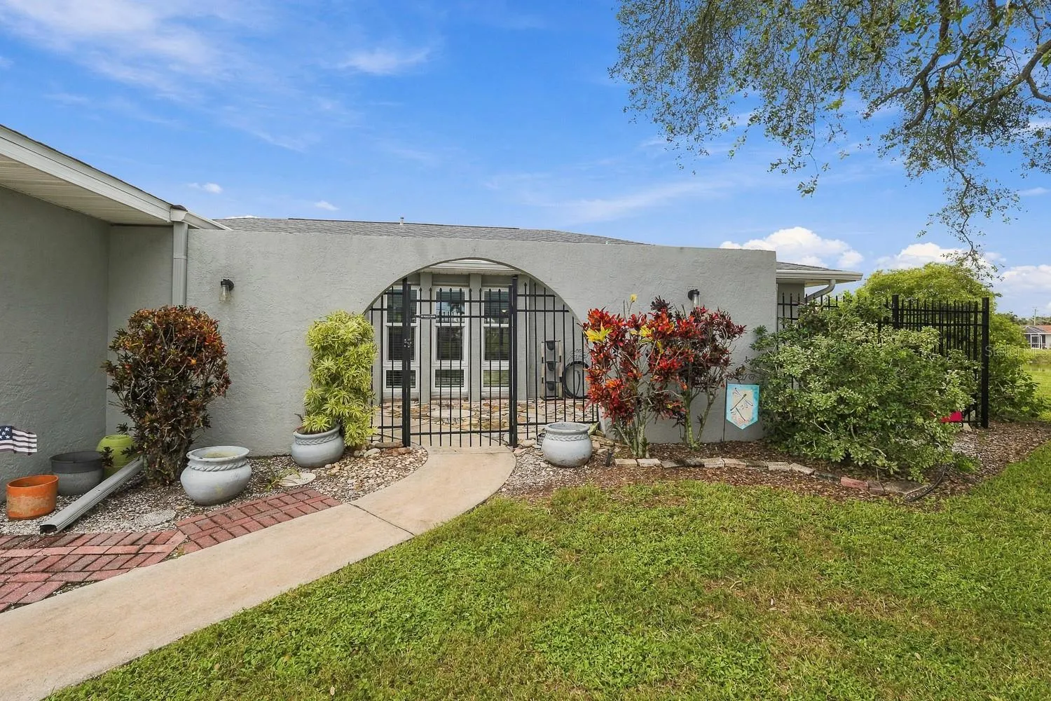 2331 SANDLEWOOD DR