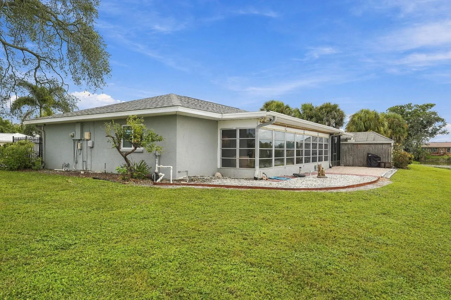 2331 SANDLEWOOD DR