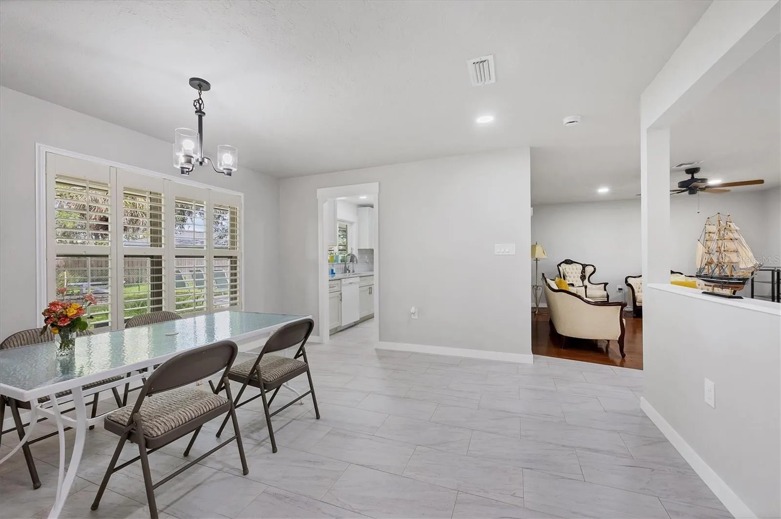 336 TIMBRUCE LN NW