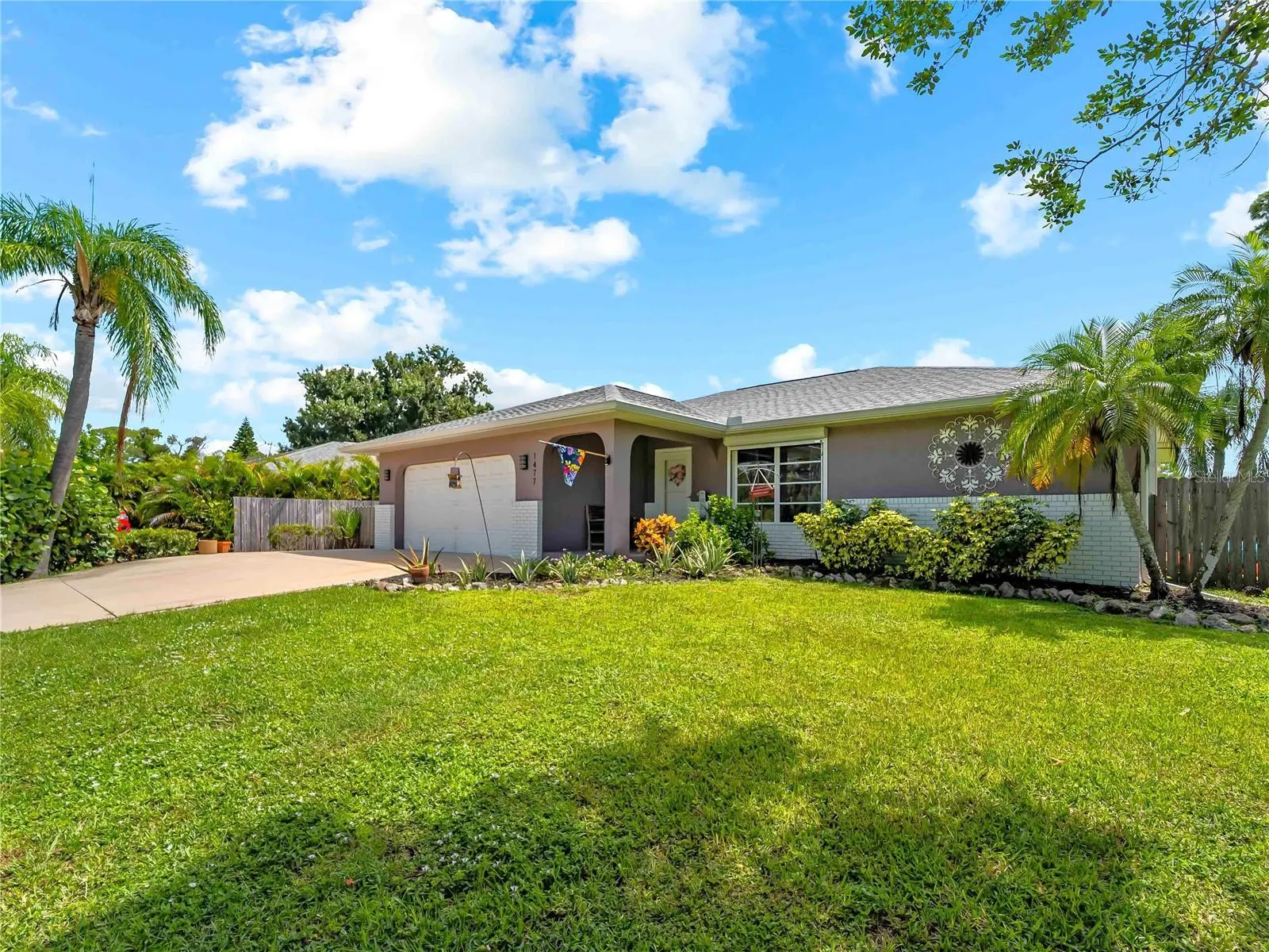 1477 HUDSON RD