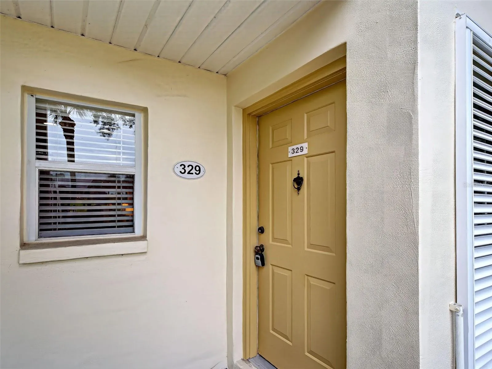 435 CERROMAR LN #329 #329