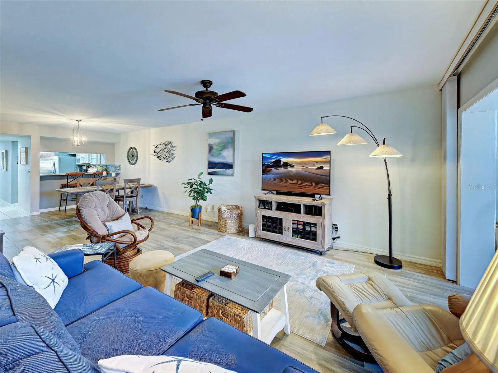 435 CERROMAR LN #329 #329