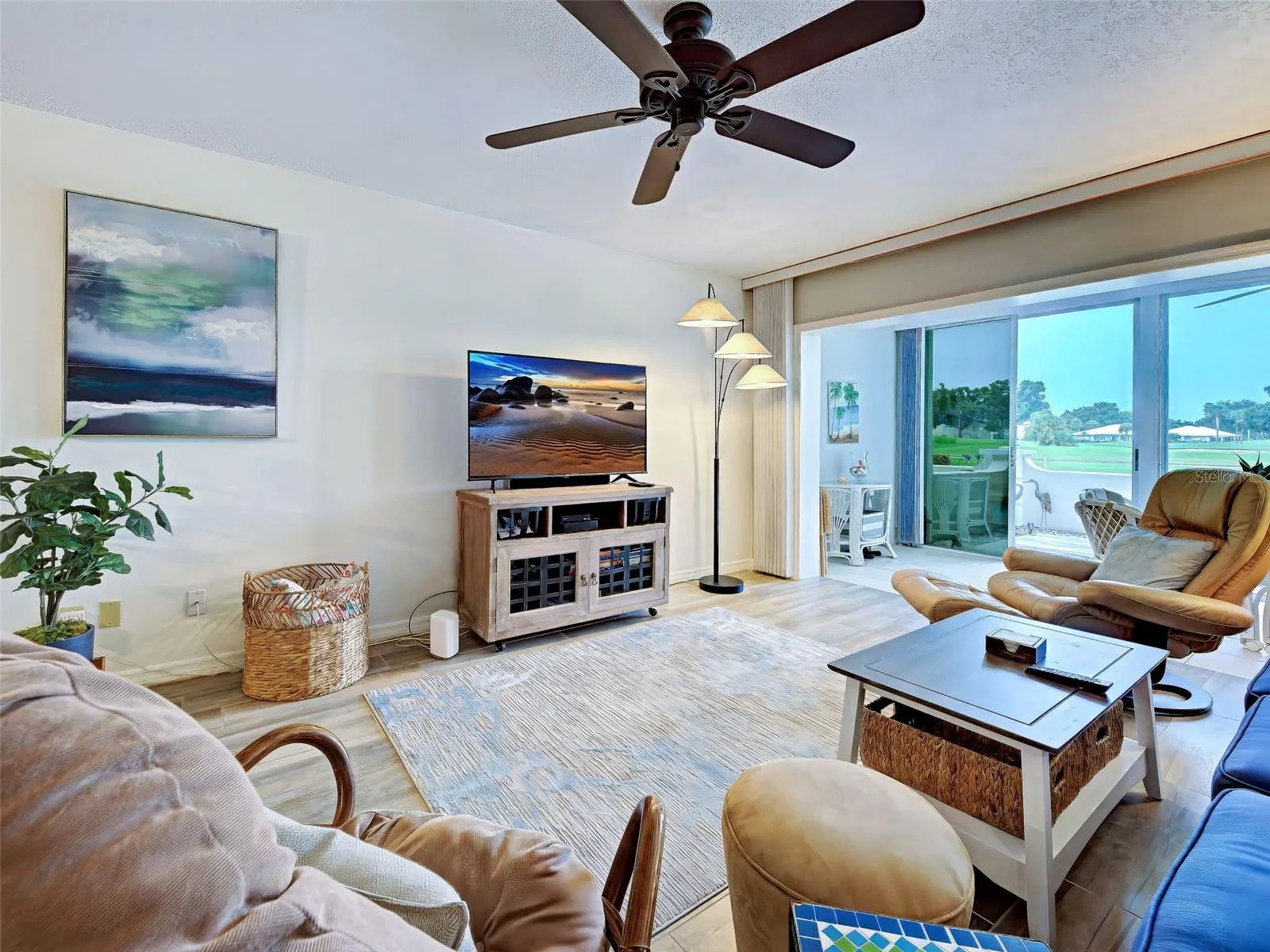435 CERROMAR LN #329 #329