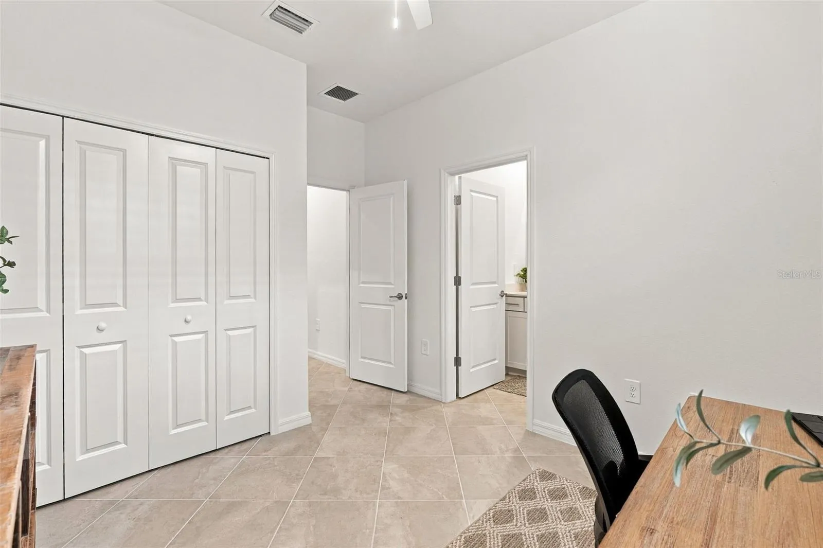 17085 LUMINOUS AVE