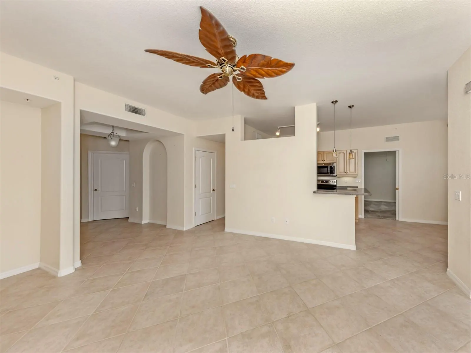 940 COOPER ST #202 #202