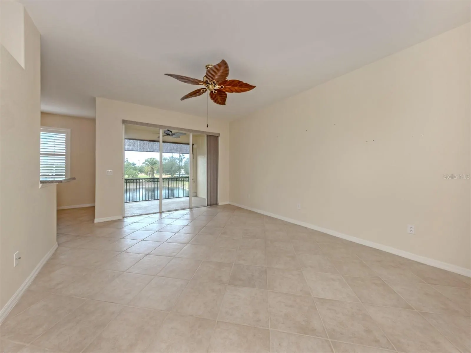 940 COOPER ST #202 #202