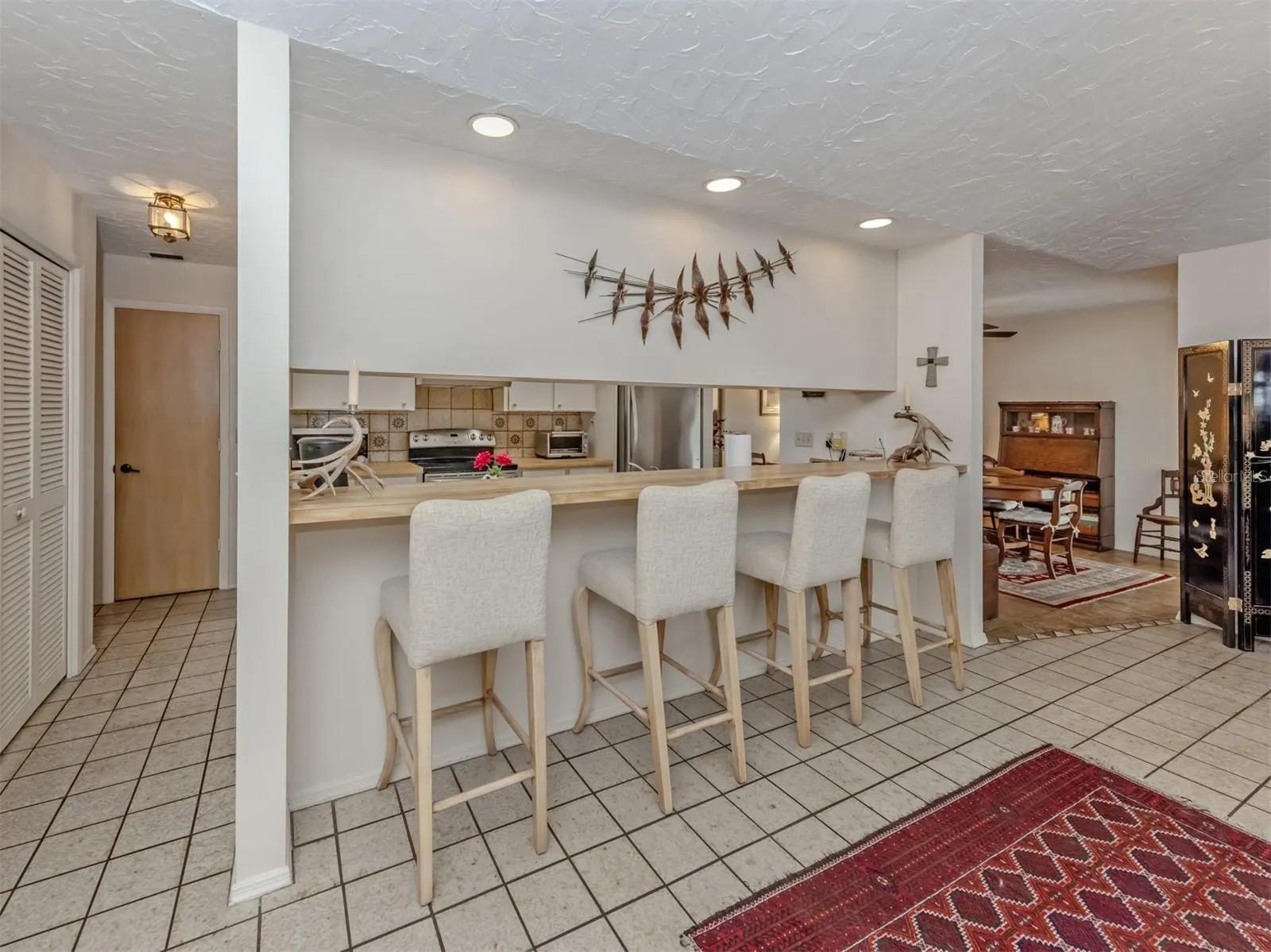 1250 WATERSIDE LN