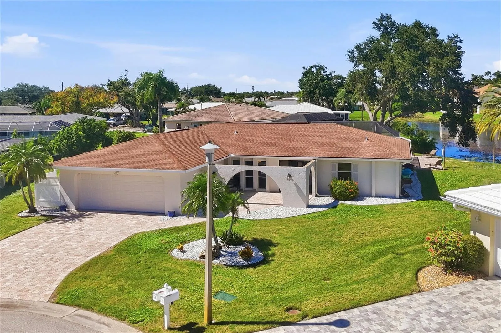1714 CORAL SANDS CT