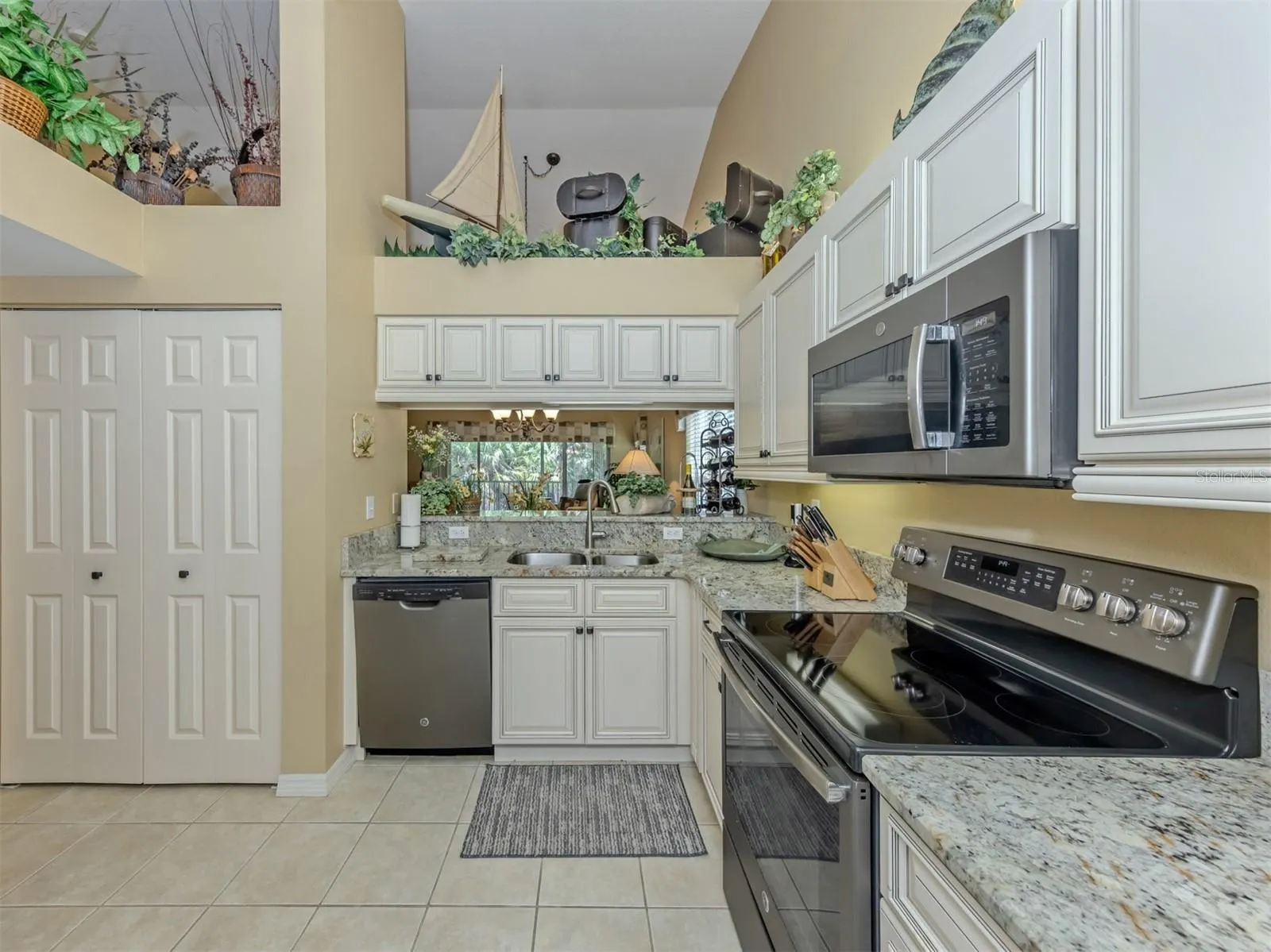 316 CLEARBROOK CIR #204 #204