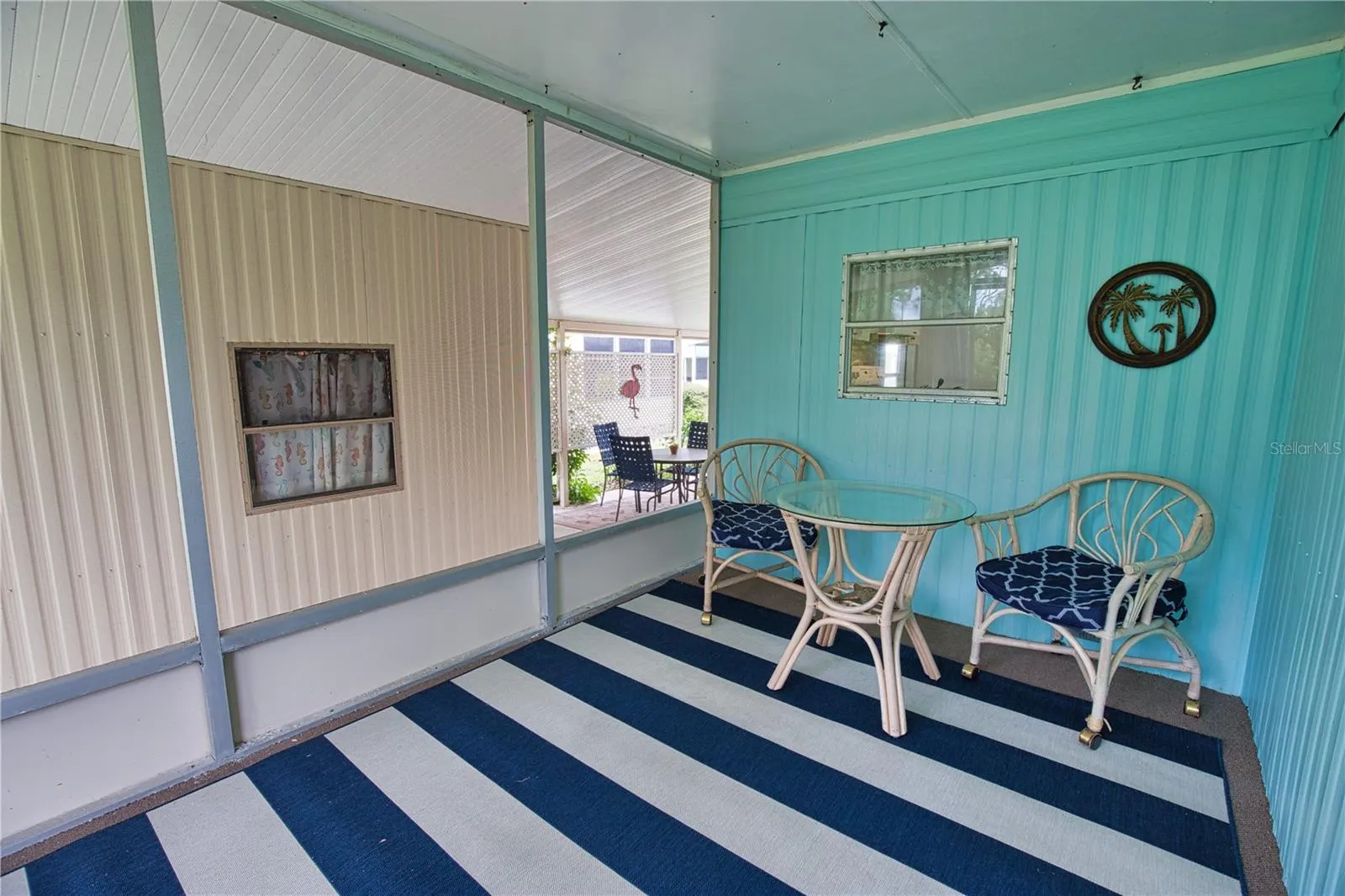 236 N FIJI CIR