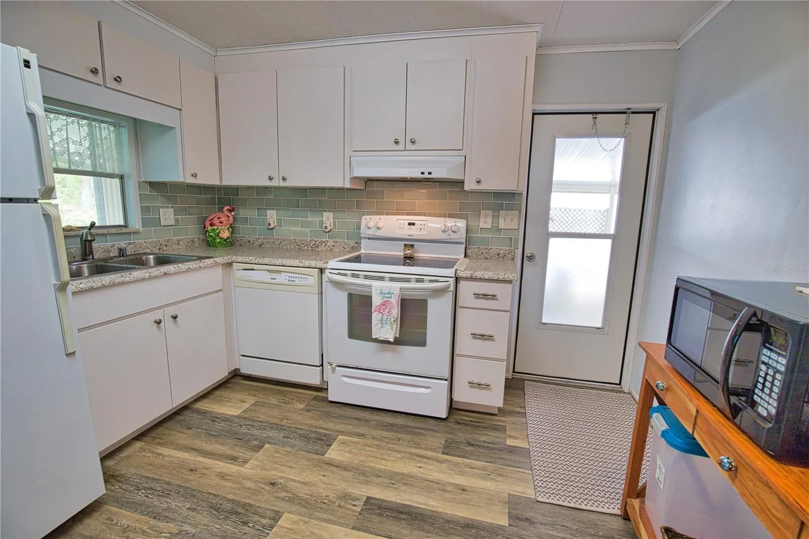236 N FIJI CIR