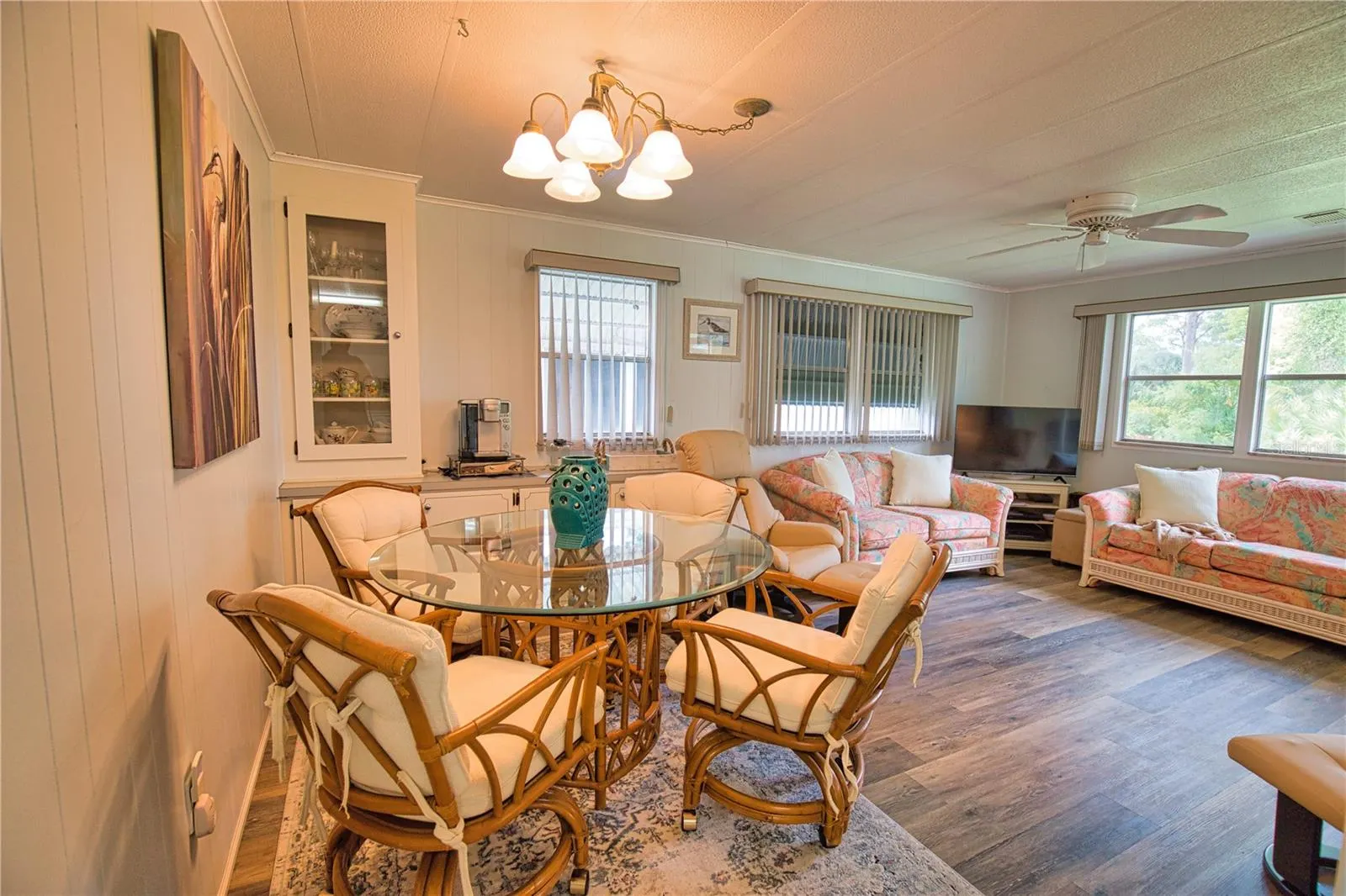 236 N FIJI CIR