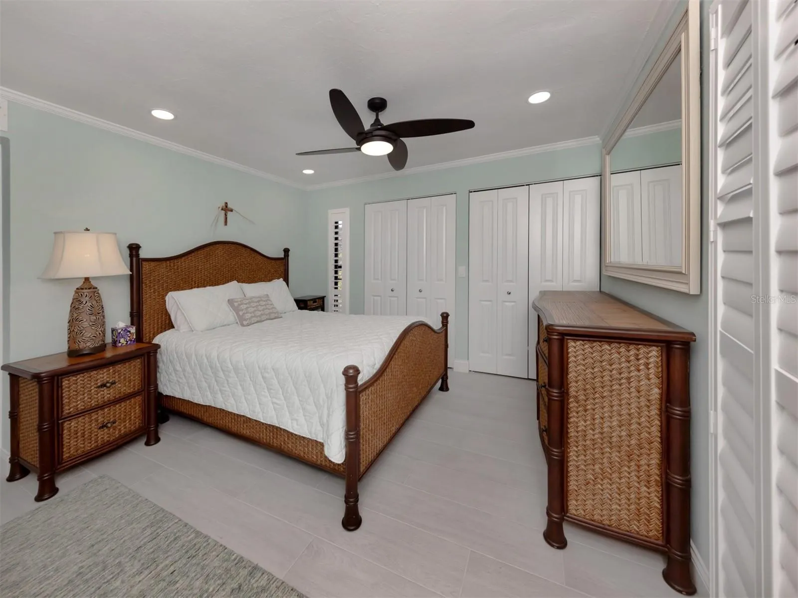 1555 TARPON CENTER DR #247 #247