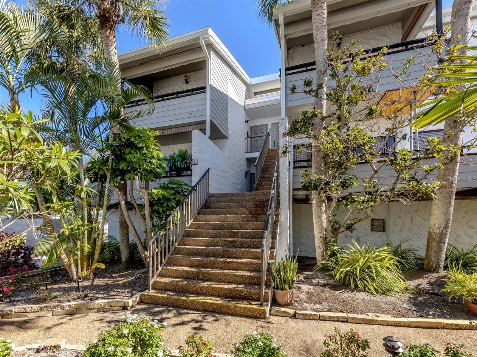1555 TARPON CENTER DR #247 #247