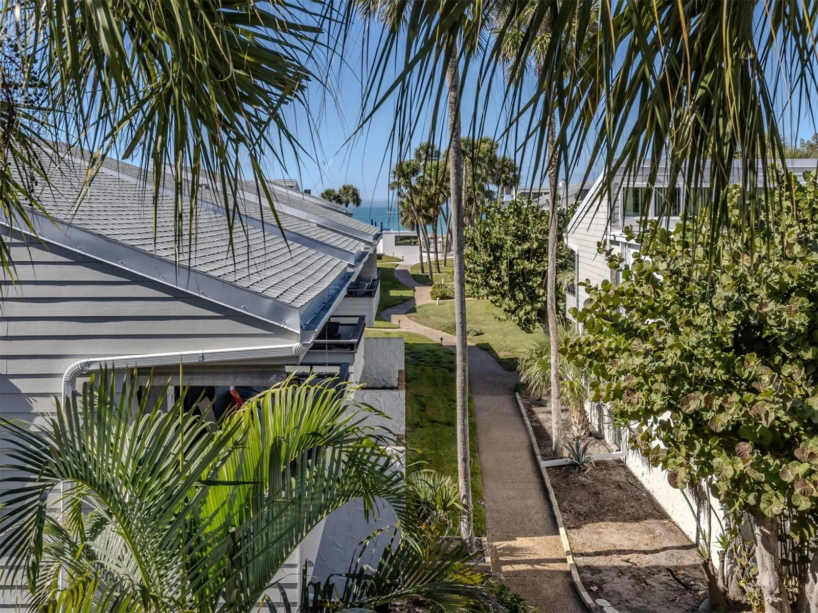 1555 TARPON CENTER DR #247 #247