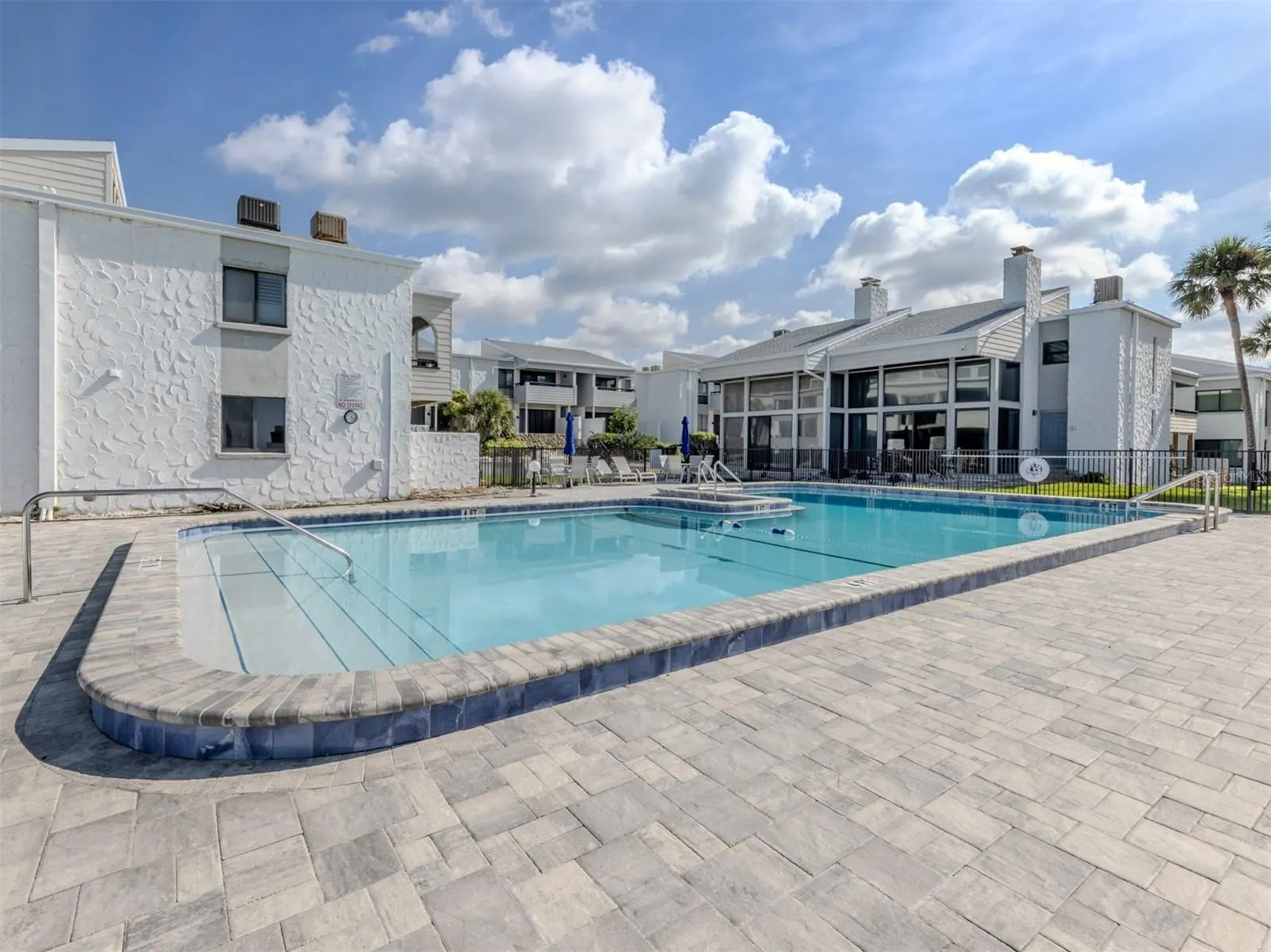 1555 TARPON CENTER DR #247 #247