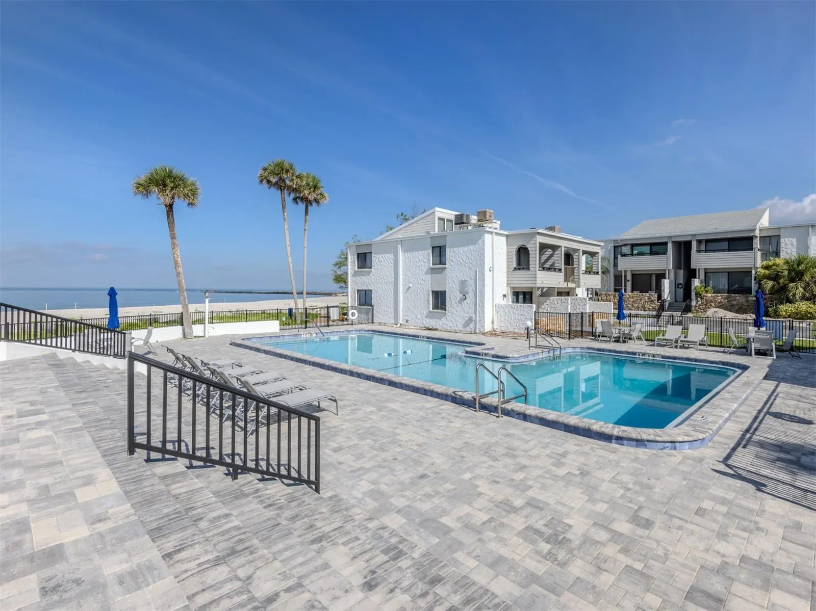 1555 TARPON CENTER DR #247 #247
