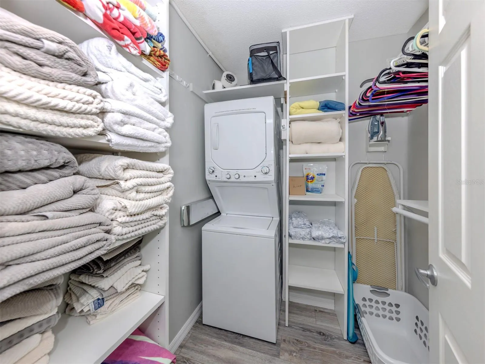 1555 TARPON CENTER DR #140 #140