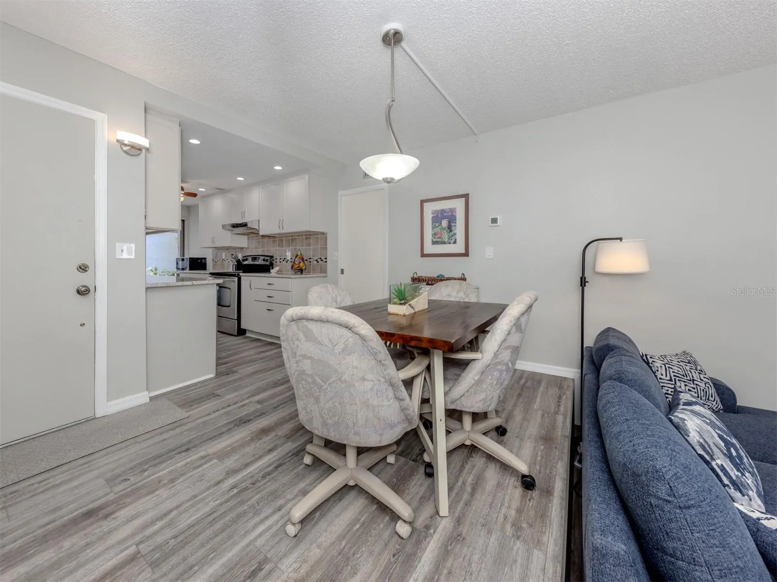 1555 TARPON CENTER DR #140 #140