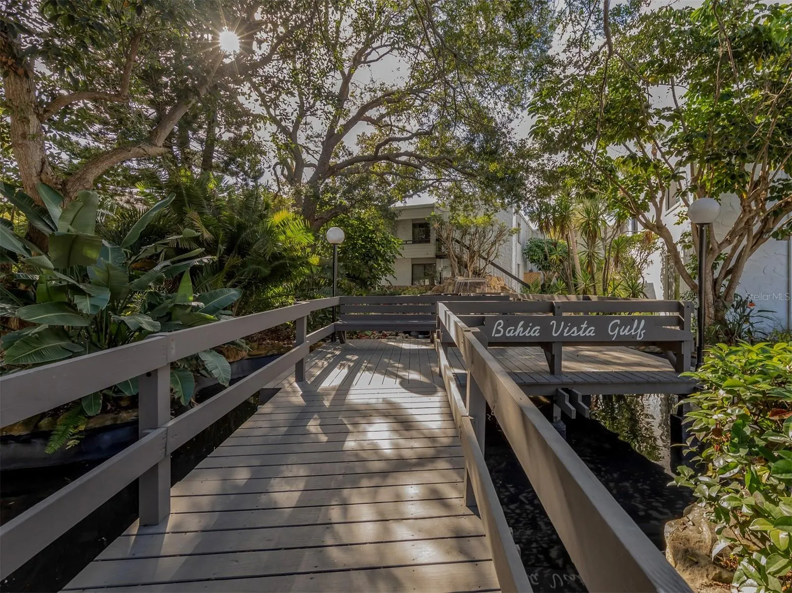 1555 TARPON CENTER DR #140 #140