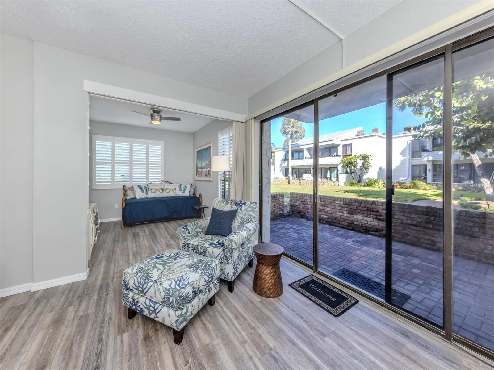 1555 TARPON CENTER DR #140 #140